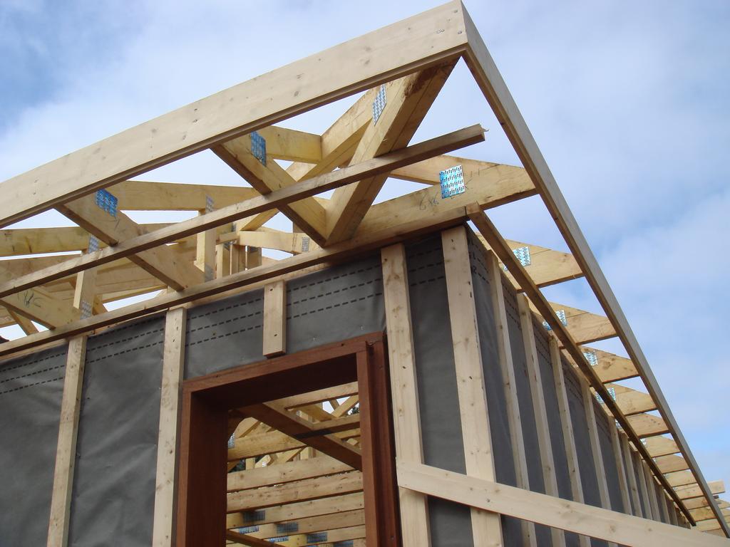 Maison Bois GILBERT_caracteristiques-et-performance-des-maisons-bois_ossature-bois-1